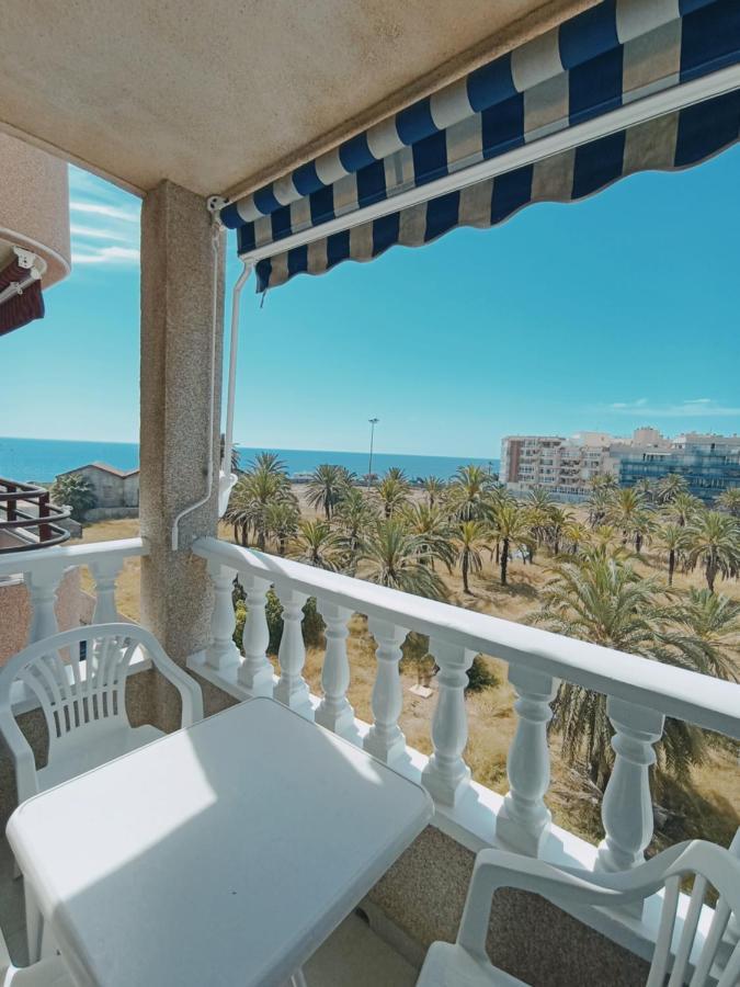 Apartment In Torrevieja By The Beach Esterno foto